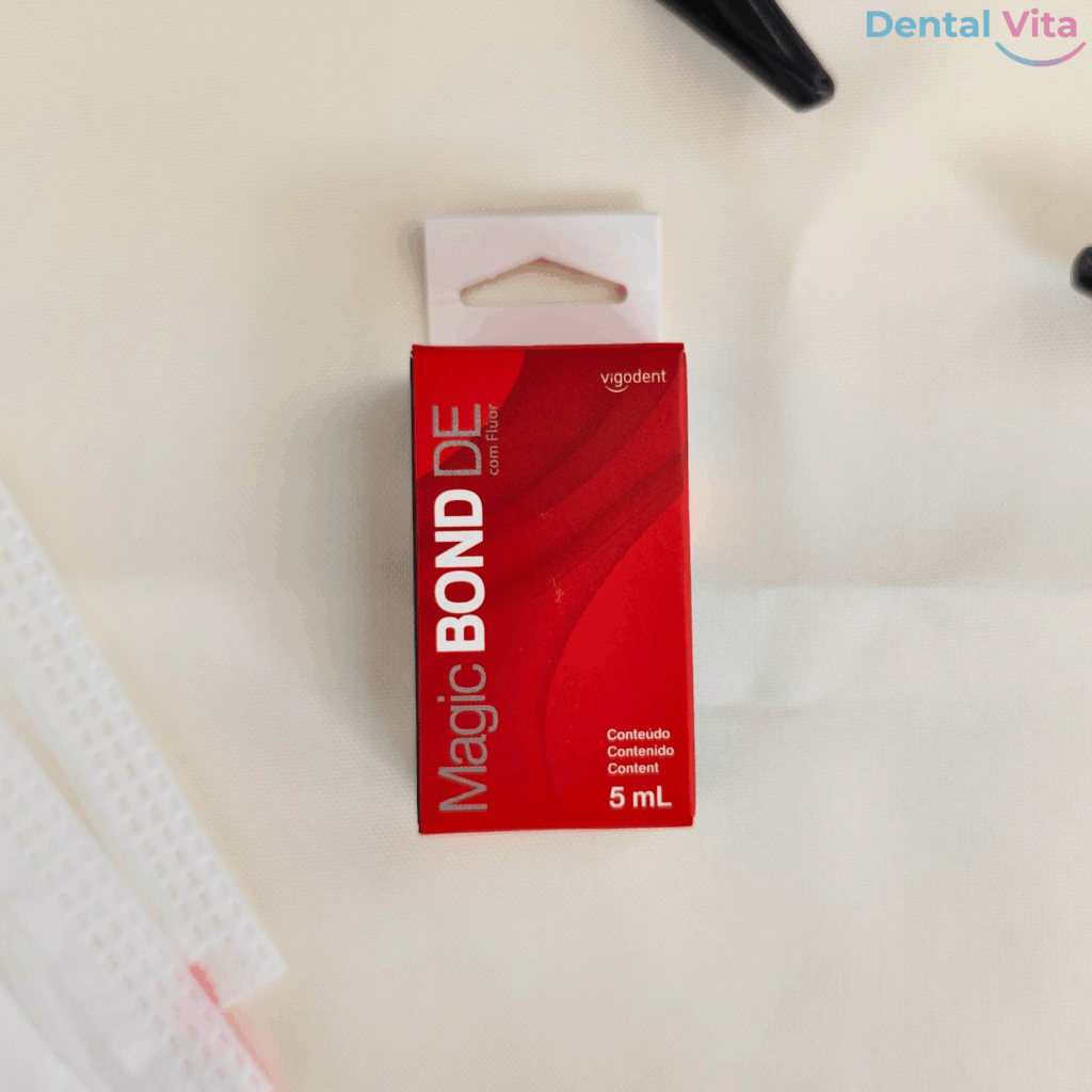 Adesivo Magic Bond DE com flúor Vigodent 5ml